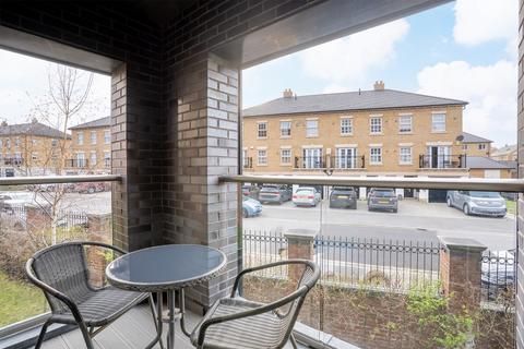 undefined, Mortimer Square, Weldon, Ebbsfleet Valley, Swanscombe, Kent, DA10