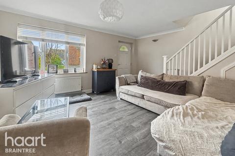 3 bedroom semi-detached house for sale, Rayfield Close, Dunmow