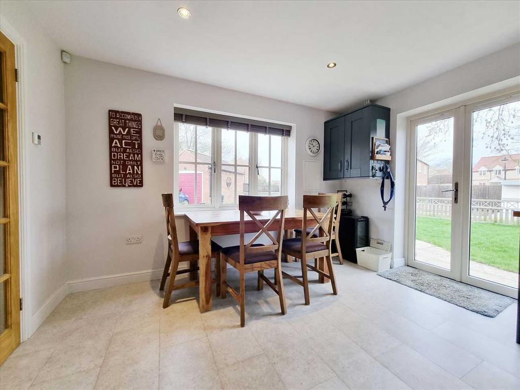 Kitchen Diner