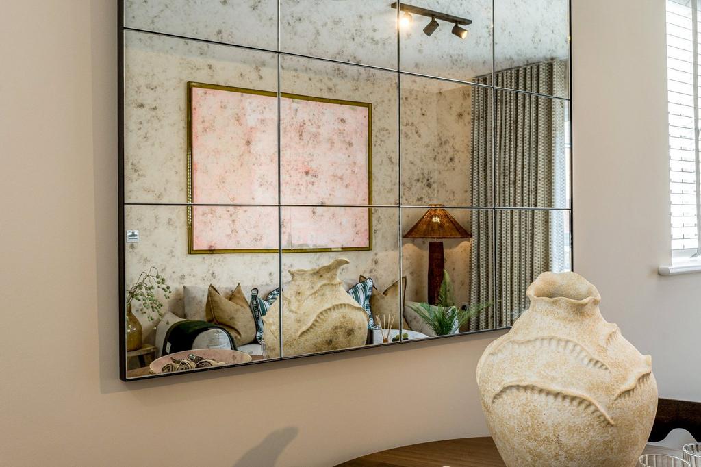 Show Apartment