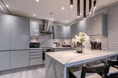 2 bedroom flat to rent, Greville Road, Royal Langford Apartments, NW6