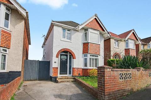 Cornwall Crescent, Southampton SO18