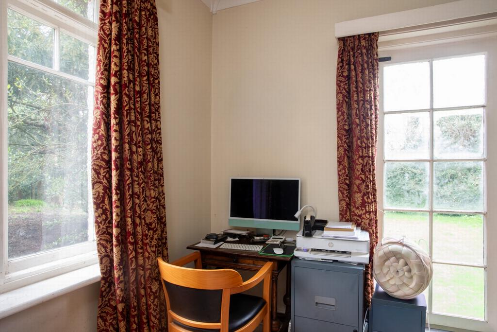 Study/play room