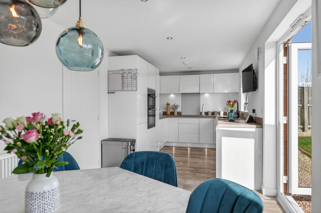 Dining Kitchen