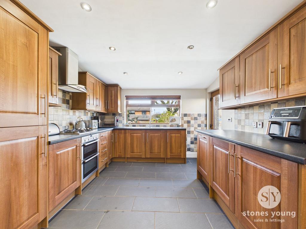 Kitchen / Diner