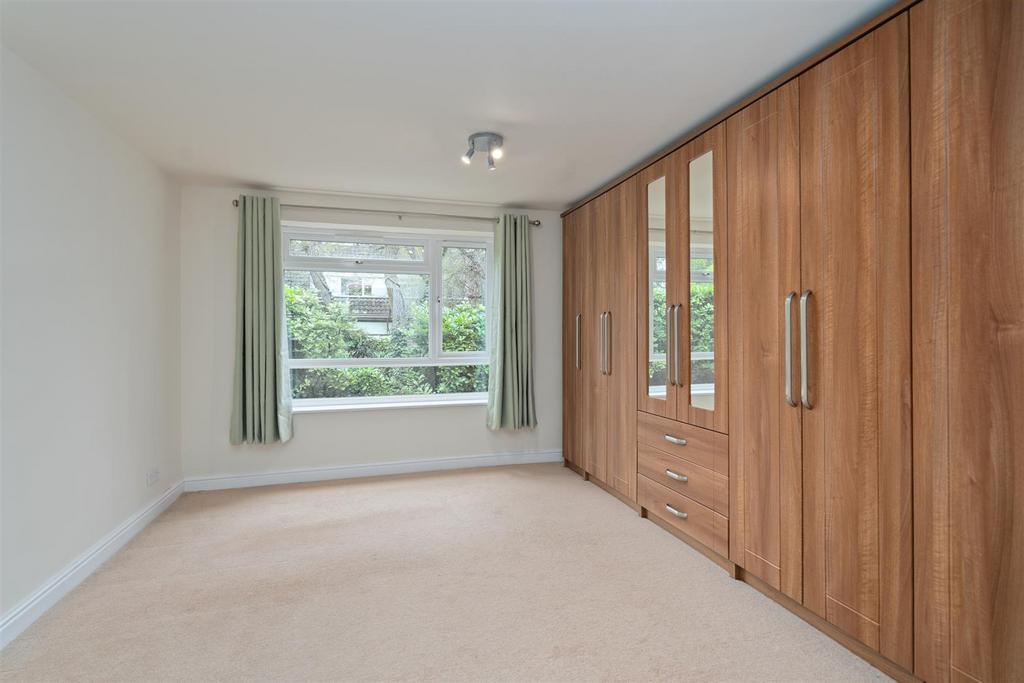 46 White House Way  9.jpg