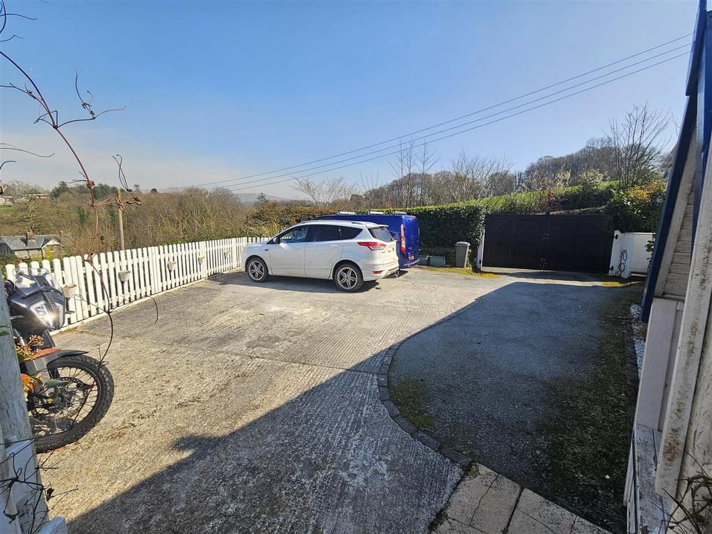 Driveway.jpg