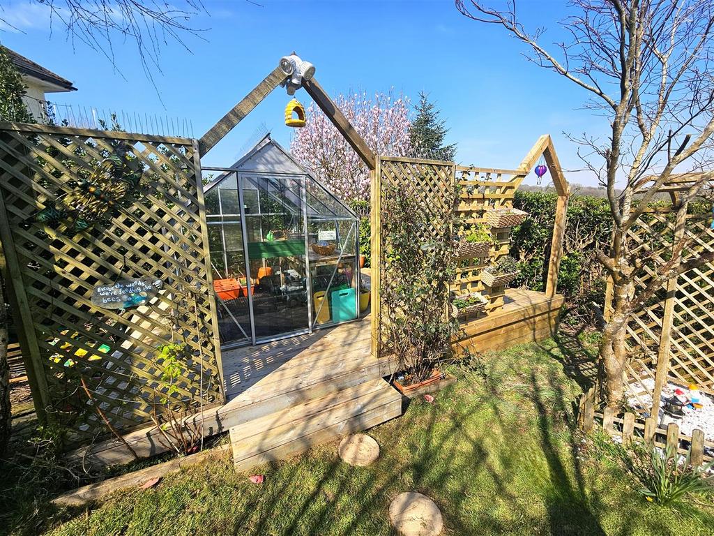 Greenhouse.jpg