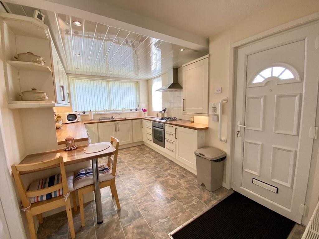 Dining kitchen