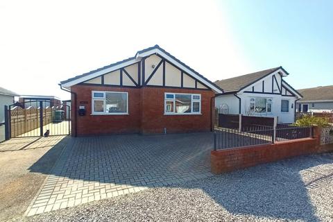 2 bedroom detached bungalow for sale, Towyn Way West, Abergele, LL22