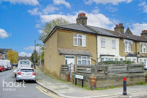 4 bedroom end of terrace house to rent, Bury Street, London