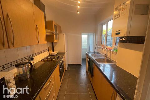 4 bedroom end of terrace house to rent, Bury Street, London