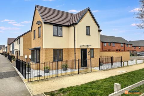 3 bedroom detached house for sale, Manor Drive, Gunthorpe, Peterborough, PE4