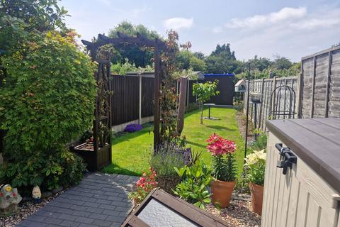 3 bedroom semi-detached house for sale, Rookery Park, Brierley Hill DY5