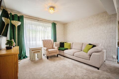 1 bedroom ground floor flat for sale, Russell Court, Chatham, ME4
