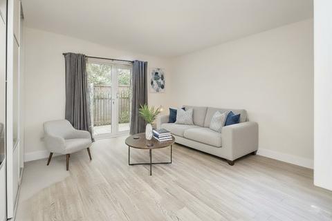 undefined, Parchment Close, Mitcham CR4