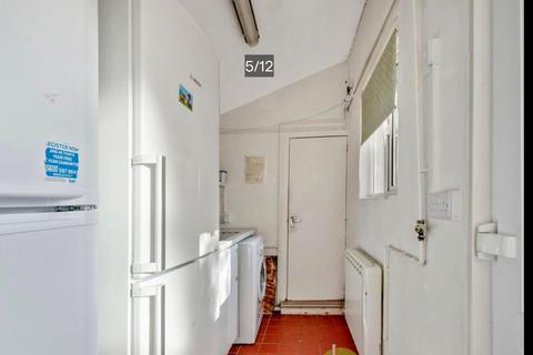 undefined, Military Road, Colchester CO1