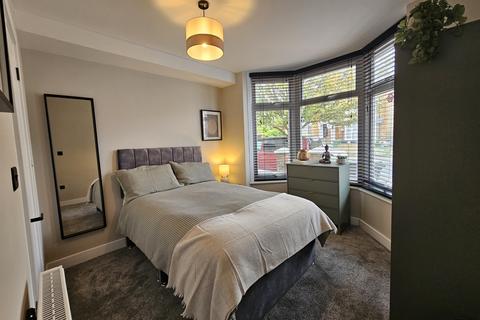 Flat to rent, Douglas Road, Maidstone, ME16