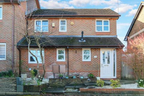 undefined, Nell Gwynn Close, Shenley