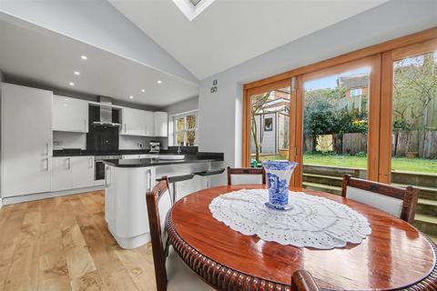 undefined, Nell Gwynn Close, Shenley