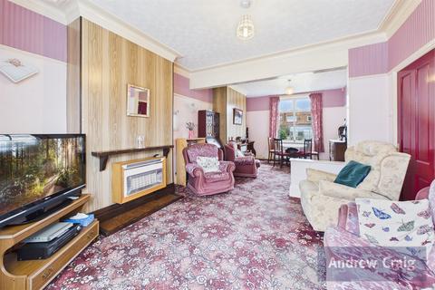 3 bedroom semi-detached house for sale, Park Gate, Roker
