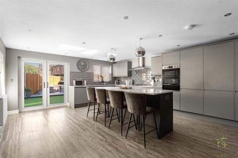 undefined, Beach Close, Evesham WR11