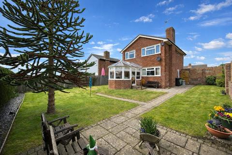 3 bedroom detached house for sale, Links Drive, Bexhill on Sea TN40