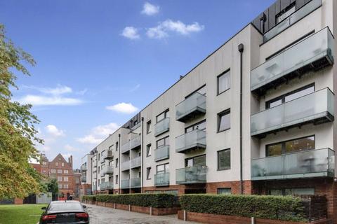 3 bedroom flat to rent, Tiltman Place, London N7