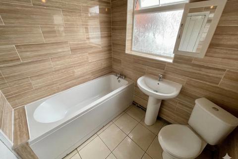 undefined, Warwick Road West, Luton, Bedfordshire, LU4 8BJ