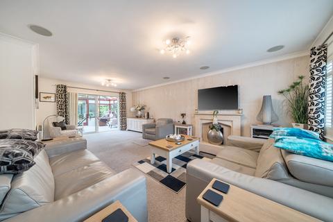 4 bedroom detached house for sale, Highfield Way, Rickmansworth, Hertfordshire
