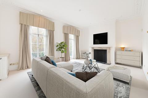 2 bedroom flat to rent, Eaton Square, Belgravia, London SW1W