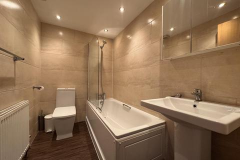 undefined, Fortis Green, East Finchley, N2