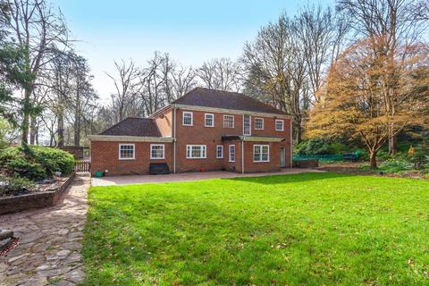 undefined, Upper Warren Avenue, Caversham Heights