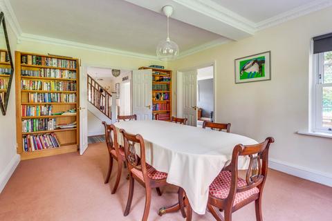 undefined, Upper Warren Avenue, Caversham Heights