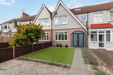 2 bedroom maisonette for sale, 62 Bushey Road, Raynes Park SW20