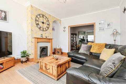 3 bedroom semi-detached house for sale, New Birmingham Road, Tividale, Oldbury
