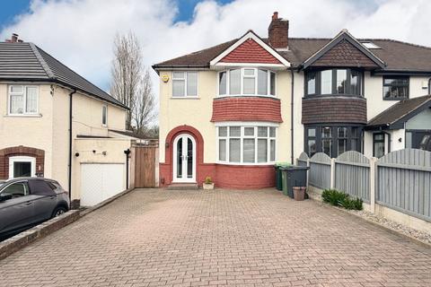 3 bedroom semi-detached house for sale, Trafalgar Road, Oldbury B69