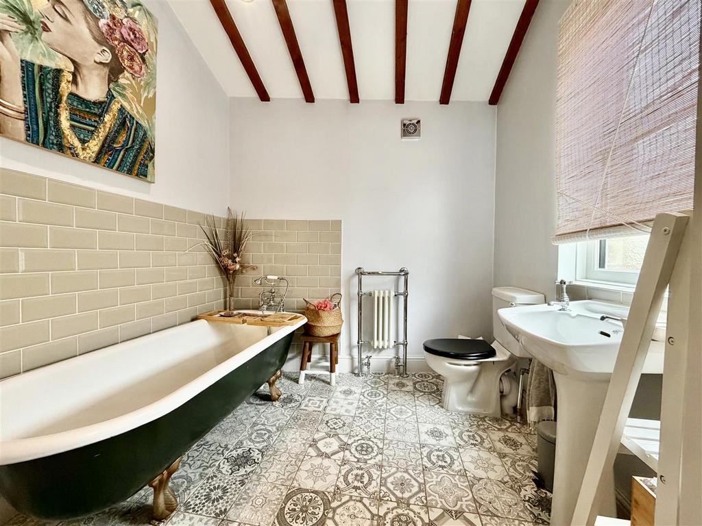 Family bathroom