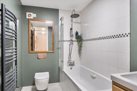 undefined, Lansdowne Road, Croydon