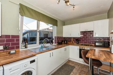 2 bedroom end of terrace house for sale, Catherine Street, Swansea