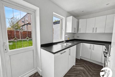 2 bedroom end of terrace house to rent, Carlisle Road, Dartford, Kent, DA1