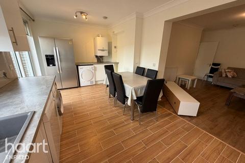 1 bedroom in a house share to rent, Gospatrick Road, LONDON