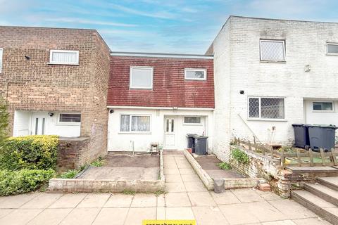 3 bedroom terraced house to rent, Copenhagen Close Luton LU3 3TE