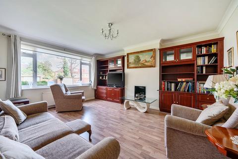 2 bedroom maisonette for sale, Bush Hill Road, London