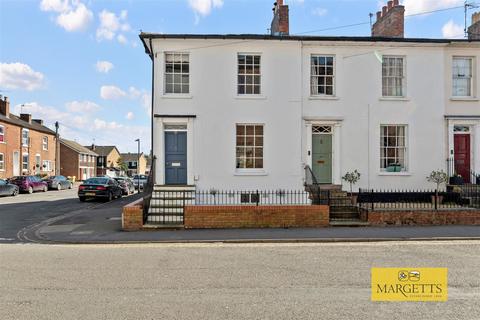 undefined, Hampton Street, Warwick