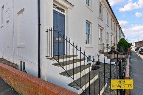 undefined, Hampton Street, Warwick
