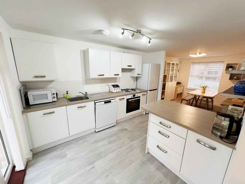 Kitchen / Dining room / Utility room