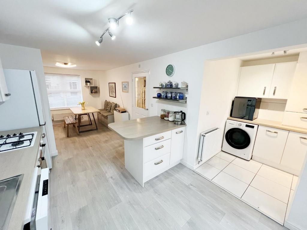 Kitchen / Dining room / Utility room
