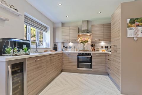 4 bedroom detached house for sale, Gardens View Close, Cross Keys, NP11