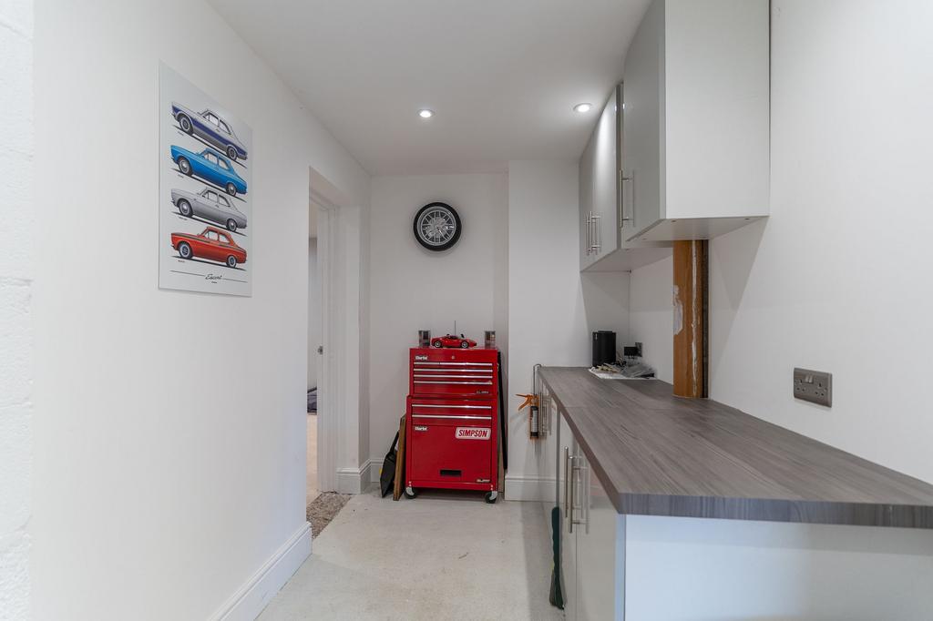 Basement/Garage
